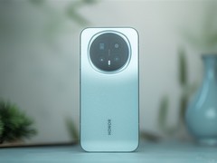 荣耀Magic8影像大突破：罗巍揭秘未来三年技术领先布局