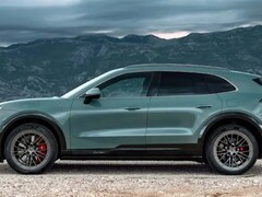 保时捷纯电卡宴Turbo EV量产：1139马力、2.4秒破百、113kWh硅碳电池