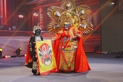 机器人也能跳《千手观音》？京东2月9日推出全球首届机器人春晚