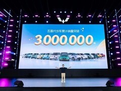 五菱代步车全球销量突破300万辆，宏光MINIEV六年领跑微型新能源市场