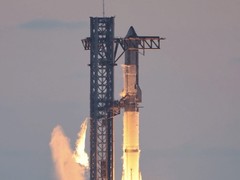 SpaceX规划五年内年发射超万次星舰，打造全球首个在轨AI算力基础设施