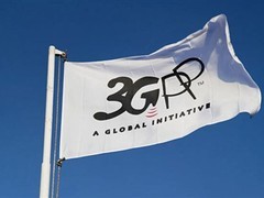 三星高通完成PC1标准验证：上行速率提升十倍，2027年商用