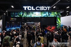 SID2026｜聚焦无折痕体验升级，TCL 华星推动折叠屏从“能用 ”迈向“极致好用”