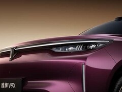 魏牌V9X首发：800V AI智能六座旗舰SUV，2.0T插混+4.4秒破百