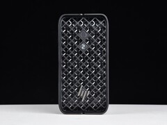 比NAS小，比台式机性能还强！体验锐龙AI Ma×+ PRO 395迷你电脑