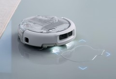 大疆发布全新AI超幅扫拖机器人ROMO2系列：重新定义高端智能清洁体验