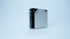 极摩客EVO-X2桌面AI超算荣膺美国好设计铂金奖，引领全球桌面计算新潮流