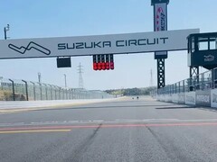 铃鹿赛道凭8字布局与极限挑战，被公认为亚洲F1最经典赛道