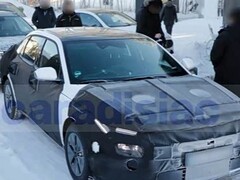 全新第八代现代伊兰特现身北欧冰雪测试，2026年全球首发并推混动版