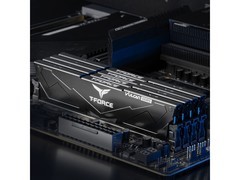 十铨火神DDR5内存6000MHz