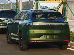 日产全新A+级新能源SUV NX7实车曝光，增程/纯电双版本，起售价约12万元