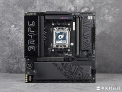七彩虹iGame B850M ULTRA-OC V14主板评测 嘻哈潮酷 干元级X3D超频黑马