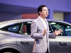 阿维塔聚焦自研算力与AI座舱，推百万级六座旗舰SUV