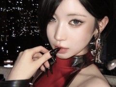 ASA自拍神似生化危机艾达王引爆K-Pop与游戏圈热议