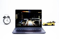 双层OLED触控屏观感惊艳！上手体验戴尔Pro 14 Premium