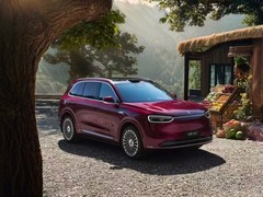 1小时小订破10万台！全新问界M7以“全维进化”引爆预定热潮