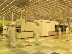 台积电2025年营收利润双创新高，人均分红57.9万元，加码449亿美元扩产