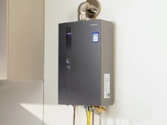 20年品牌10年冠军：卡萨帝热水器AI恒温舱精控温差