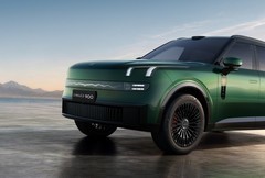 预算30-45万，三代同堂出游选哪款大六座混动SUV？