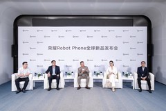 万元手机新物种1分钟售罄，荣耀Robot Phone赢在用户创新
