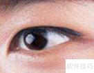 眼线笔画大眼技巧