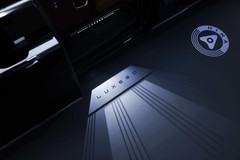"MPV科技车皇"智界V9上市发布，售价38.98万-51.98万元