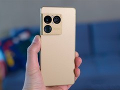 索尼坚守手机市场：Xperia 1 VIII发布，延续3.5mm耳机孔与microSD卡槽