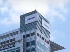 三星全球首发HBM4量产，速率11.7Gbps，提前一周商用