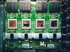 谷歌发布第七代TPU芯片Ironwood及配套超级计算机架构