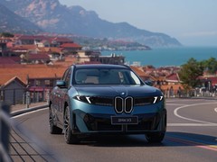 30万纯电SUV智驾怎么比?iX3 Model Y路线对比