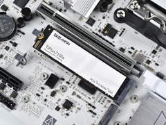 DRAMLess封神之作 致态TiPlus7100s固态硬盘赏析