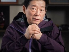 魏建军晒家庭趣事：为妻订坦克400迎新年