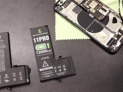iPhone 11 Pro成功换装12000mAh电池，挑战苹果续航设计逻辑