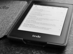 亚马逊终止旧款Kindle技术支持，用户越狱自救引热议