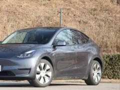 特斯拉Model Y蝉联欧洲销冠，但销量下滑28%，大众集团反超登顶