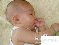宝宝头型睡扁了如何矫正