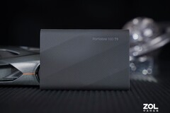 苹果 MacBook 专用移动固态硬盘推荐：三星 T9扩容优选
