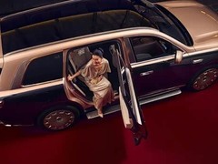 问界M9 Ultimate领世加长版官图发布：旗舰六百六十四千瓦智能豪华SUV