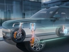 2026年大六座混动SUV底盘谁更扎实？四款热门车型对比