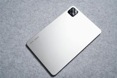 2025平板怎么选？实测续航/性能/屏幕这款更适合你