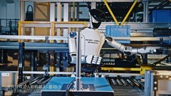 星动纪元发布具身智能物流仓储解决方案！首次端到端VLA物流仓储真实应用！