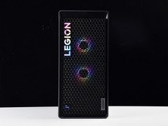 RTX50系显卡锦上添花，性能依旧给力，拯救者刃7000K超能版评测