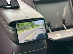 蔚来新款ES8创新盲区影像功能，有效预防开门杀获好评