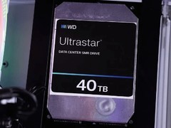 西部数据硬盘产能全被AI客户锁定，个人用户面临涨价与缺货双重压力