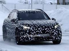 奔驰AMG GT纯电SUV谍照曝光：三电机1360马力，2027年上市