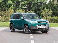方程豹钛7长续航版上市：50kWh电池+315km纯电续航，售价19.58万起