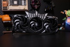 影驰RTX 5070 Ti HOF OC LAB黑魂X 纯黑哑光，旗舰性能