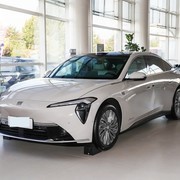 30万元内纯电中大型轿车精选：别克至境L7、智界S7双版本与星途ES四强实测对比