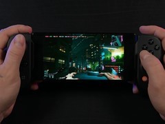 红魔11 Pro实测：赛博朋克2077安卓流畅运行，50帧稳定但机身达100℃