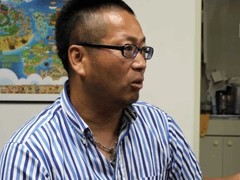 冈本吉起自曝为测试抽卡机制充值400万元，退休前最后一课